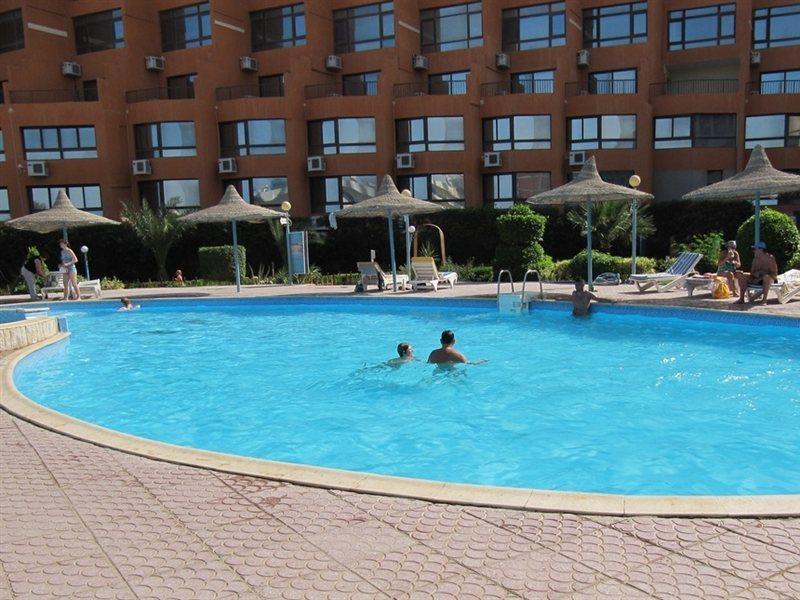 Dexon Roma Otel